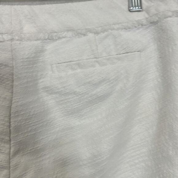 LILLY PULITZER CALLAHAN WHITE SHORTS SIZE 10 - Picture 4 of 8